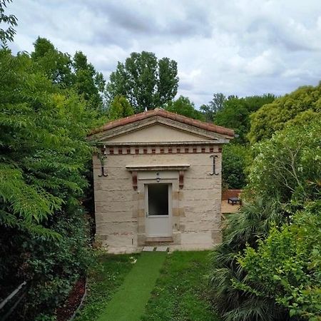 Maison Du Pont Canal Ажан Екстериор снимка